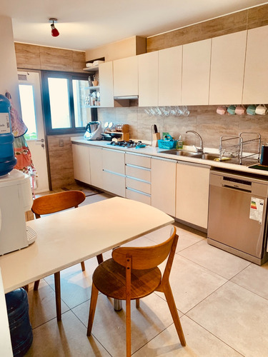 Venta Casa NP 4D en suite Walk-in cl&oacute;set 4B 2E Chicureo - Colina