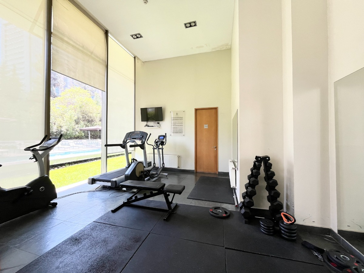 Arriendo Departamento S 4D en suite Walk-in cl&oacute;set 3B 2E 1Bd Barrio El Golf - Las Condes