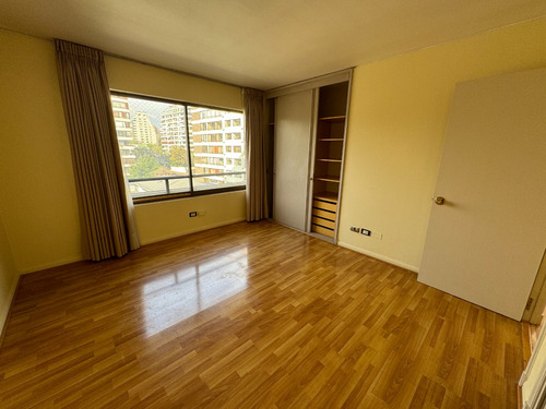 Arriendo Departamento NO 4D en suite Walk-in cl&oacute;set 4B 2E 1B Barrio El Golf - Las Condes