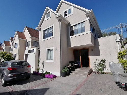 Venta Casa NOSP 5D en suite Walk-in cl&oacute;set 4B 2E 1B La Reina Alta - La Reina