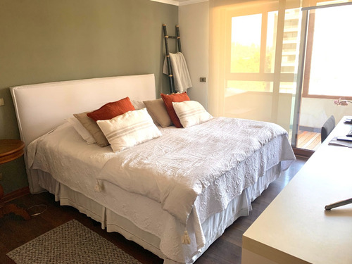 Arriendo Departamento NO 3D en suite Walk-in cl&oacute;set 3B 2E 1B Borde R&iacute;o - Casa Piedra - Vitacura