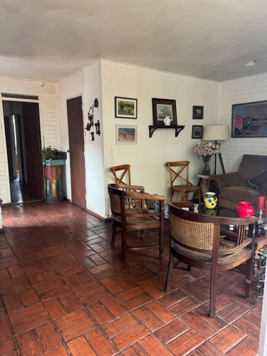 Venta Casa NP 4D Walk-in cl&oacute;set 3B 3E 1B Rotonda Atenas - Las Condes