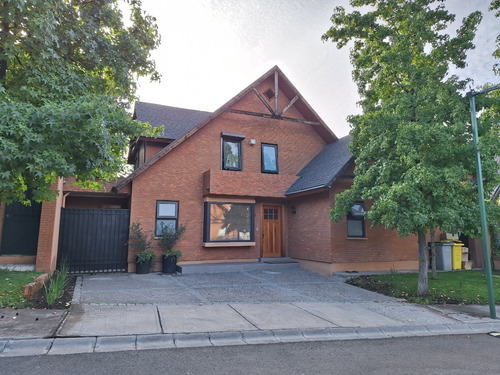 Arriendo Casa O 5D en suite Walk-in cl&oacute;set 5B 3E 1B Los Trapenses - Lo Barnechea