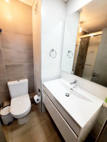 Venta Departamento S 2D en suite Walk-in cl&oacute;set 2B 1E 1B Estadio Nacional - &Ntilde;u&ntilde;oa
