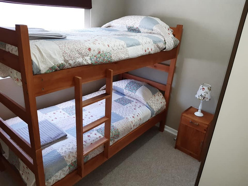 Venta Casa NO 3D 1B 1E  - Puerto Varas