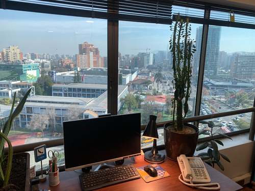 Venta Oficina NP 2B 1E Metro Manquehue - Apumanque - Las Condes