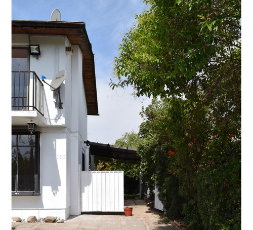 Arriendo Casa SP 3D 2B 2E Metro Hernando de Magallanes - Las Condes