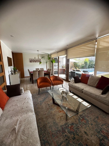 Venta Casa SO 4D en suite Walk-in cl&oacute;set 3B 2E 1B Chicureo - Colina