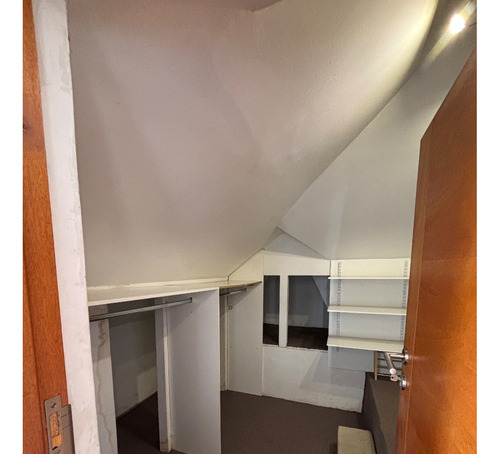 Arriendo Casa 6D en suite Walk-in cl&oacute;set 4B 3E 1B Quinchamal&iacute; - Las Condes