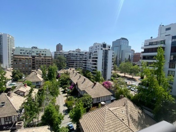 Venta Departamento N 4D en suite 3B 1E 1Bd Metro Escuela Militar - Las Condes