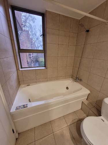 Venta Departamento O 3D en suite Walk-in cl&oacute;set 3B 1E 1B Los Leones - Providencia