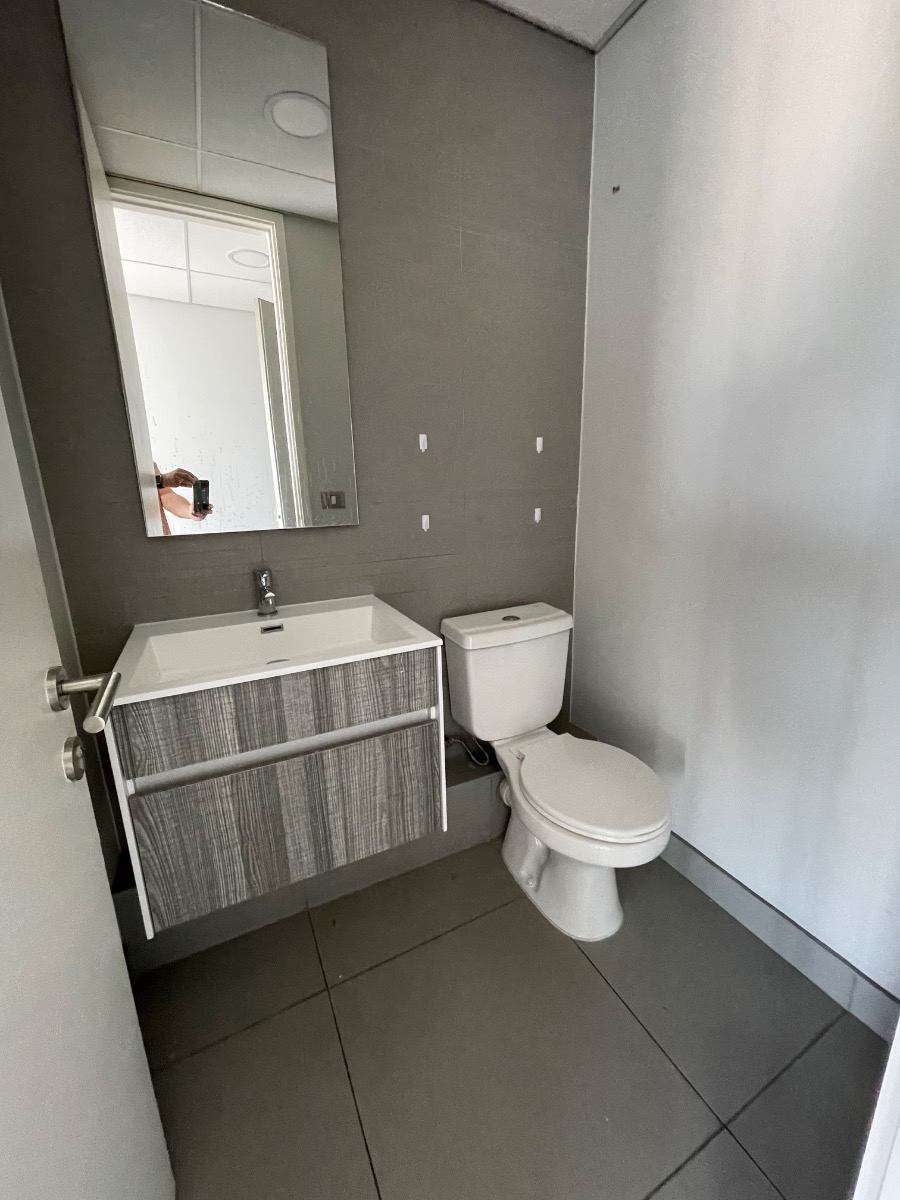 Venta Oficina SO 1B 1E 1Bd Manuel Montt - Providencia