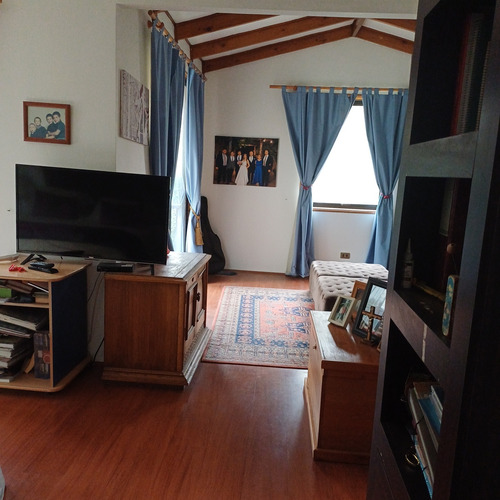 Venta Casa NO 5D en suite Walk-in cl&oacute;set 4B 3E 1B La Dehesa - Lo Barnechea