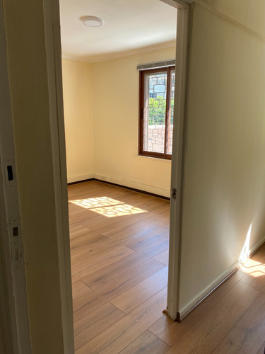 Arriendo Oficina 4B 3E 1B Barrio El Golf - Las Condes