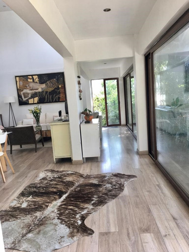 Venta Casa N 4D en suite Walk-in cl&oacute;set 4B 3E 1B Quinchamal&iacute; - Las Condes