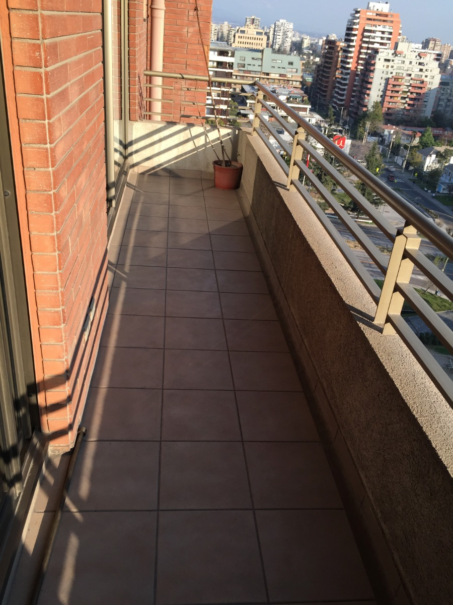 Venta Departamento P 1D en suite 1B 1E 1Bd Metro Escuela Militar - Las Condes