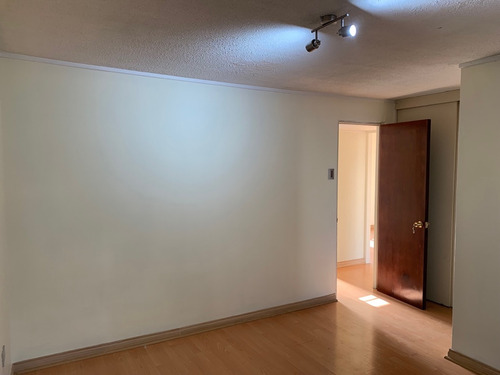 Arriendo Departamento 2D en suite 2B 1E 1B Diego de Almagro - &Ntilde;u&ntilde;oa