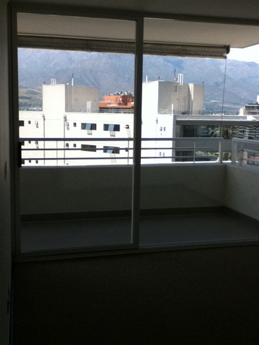Arriendo Departamento SP 2D en suite Walk-in cl&oacute;set 2B 1E 1B Metro Manquehue - Apumanque - Las Condes