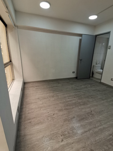 Arriendo Oficina 2B Metro Tobalaba - Mall Costanera - Providencia