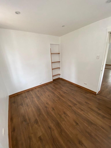 Venta Casa SO 4D 3B 1E 1B Salvador - Providencia