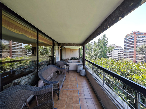 Venta Departamento NOSP 3D en suite 3B 2E 1B Barrio El Golf - Las Condes