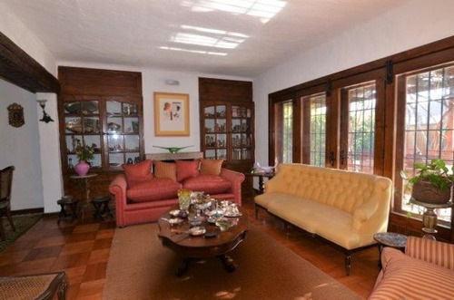 Arriendo Casa N 5D en suite 4B 2E 1B Metro Bilbao - Providencia