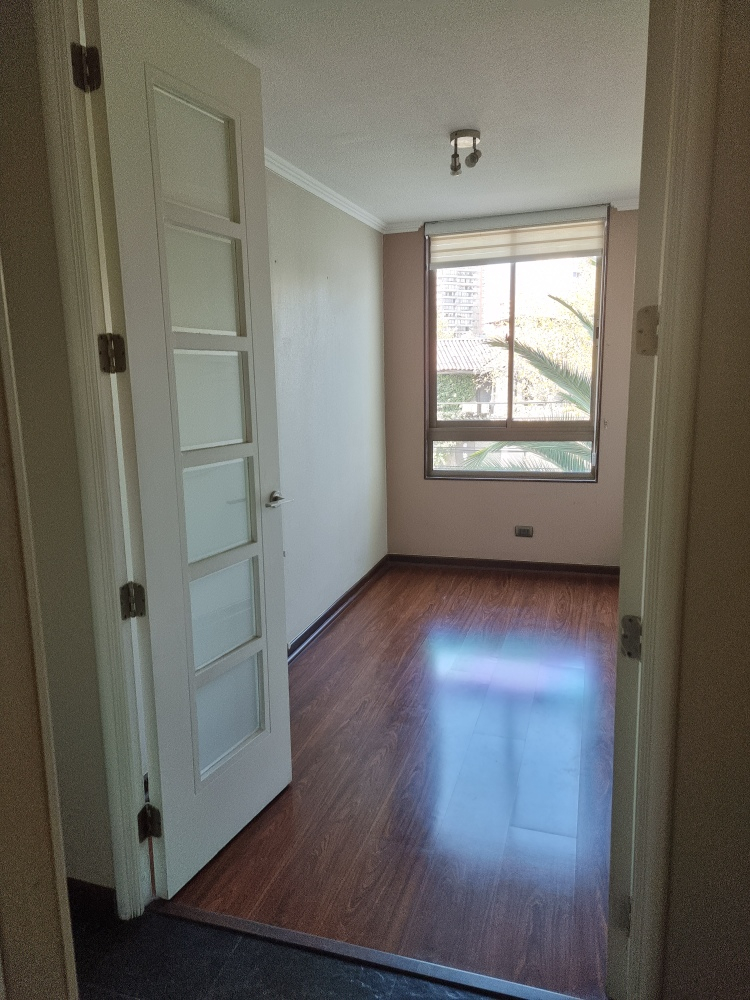 Venta Departamento NO 4D en suite Walk-in cl&oacute;set 2B 1E 1Bd Metro Irarr&aacute;zaval - &Ntilde;u&ntilde;oa