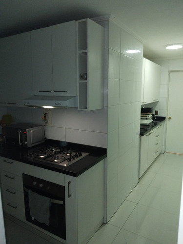 Arriendo Departamento 3D en suite Walk-in cl&oacute;set 3B 1E 1B Parque Bicentenario - Vitacura