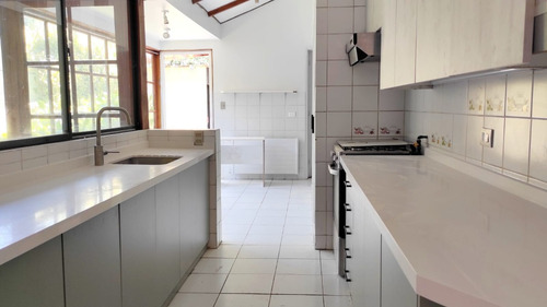 Arriendo Casa N 5D en suite Walk-in cl&oacute;set 4B 3E 2B La Dehesa - Lo Barnechea