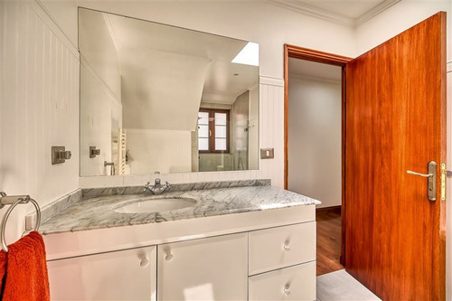 Venta Casa SP 6D en suite Walk-in cl&oacute;set 7B 5E 1B Chicureo - Colina