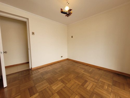 Arriendo Casa 5D en suite Walk-in cl&oacute;set 4B 2E Metro Hernando de Magallanes - Las Condes