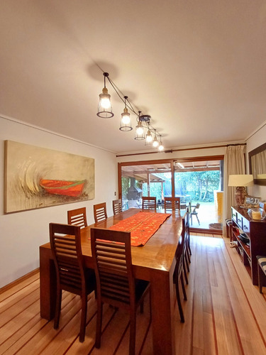 Venta Casa NO 6D en suite 6B 4E 1B Los Dominicos - Las Condes