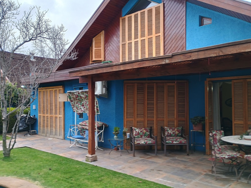 Venta Casa 4D 3B 2E Carlos Ossand&oacute;n - La Reina