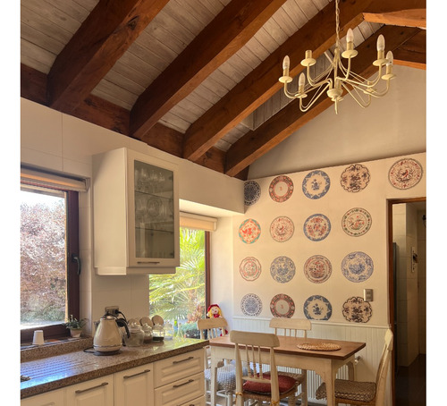 Venta Casa 6D Walk-in cl&oacute;set 5B 10E 1B Chicureo - Colina