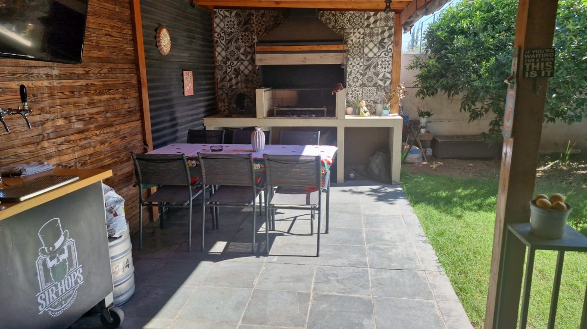 Venta Casa NP 3D en suite 2B 2E 1Bd  - Colina