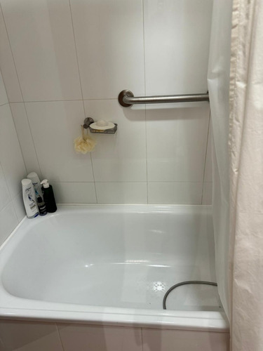 Arriendo Departamento NO 2D en suite Walk-in cl&oacute;set 2B 1E 1B Mall Sport - Las Condes