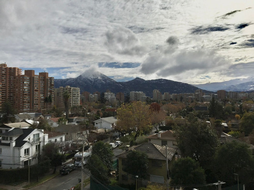 Arriendo Departamento NP 2D en suite 2B 1E Metro Hernando de Magallanes - Las Condes