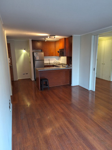 Arriendo Departamento 2D en suite Walk-in cl&oacute;set 2B 1E 1B Metro Manquehue - Apumanque - Las Condes