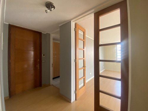 Venta Departamento SP 2D en suite Walk-in cl&oacute;set 2B 1E 1B Las Lilas - Providencia