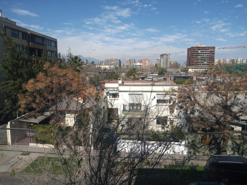 Arriendo Departamento 3D 2B 1E 1B Barrio Italia - Providencia