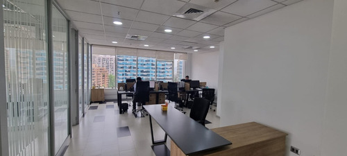 Arriendo Oficina 2B 2E Metro Manquehue - Apumanque - Las Condes