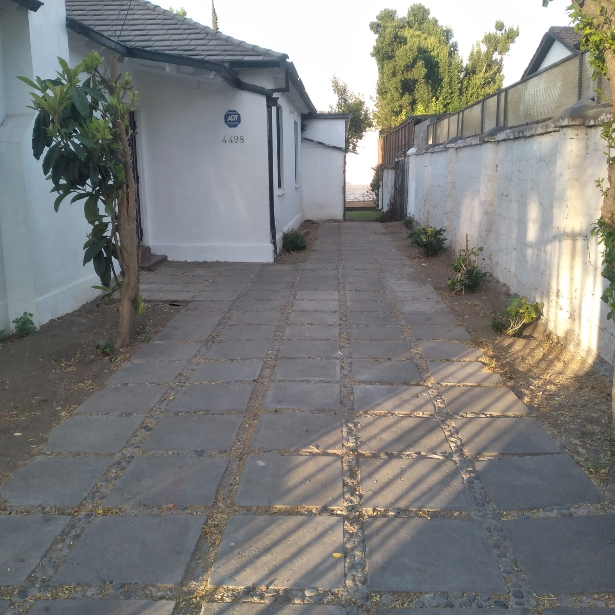 Arriendo Casa SO 6D Walk-in cl&oacute;set 5B 5E 2Bd Troncos Viejos - La Reina