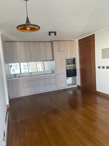 Venta Departamento SO 2D en suite 2B 1E 1B Metro Escuela Militar - Las Condes