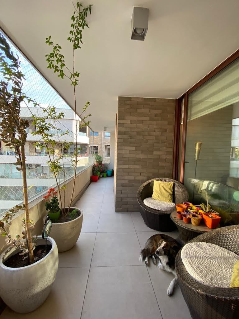 Venta Departamento SO 2D en suite 2B 1E 1Bd Los Leones - Providencia