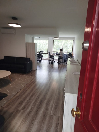 Arriendo Oficina 1B 1E Parque Bicentenario - Vitacura