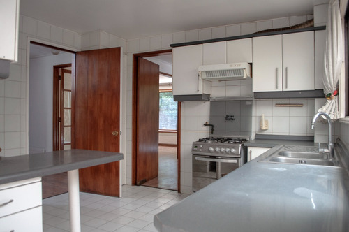 Venta Casa NOSP 5D en suite Walk-in cl&oacute;set 5B 3E 1B La Dehesa - Lo Barnechea