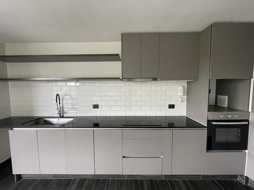 Arriendo Departamento N 2D en suite Walk-in cl&oacute;set 2B 1E 1B Plaza Ega&ntilde;a - &Ntilde;u&ntilde;oa