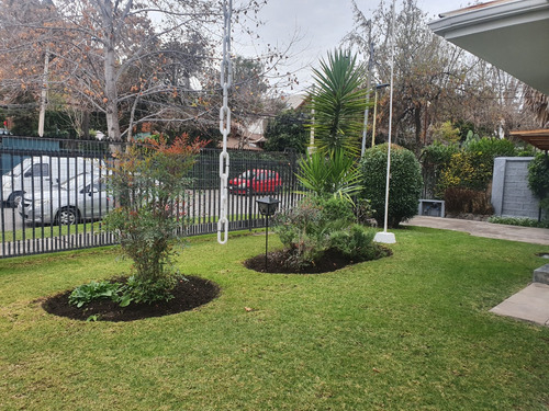 Venta Casa NOSP 5D en suite 3B 2E 1B Los Dominicos - Las Condes