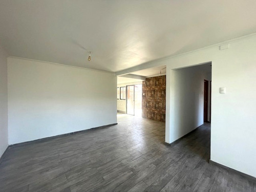 Venta Casa NO 3D 2B 2E Rotonda Atenas - Las Condes