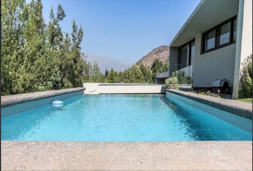 Venta Casa SO 4D en suite Walk-in cl&oacute;set 5B 3E 2B Los Trapenses - Lo Barnechea